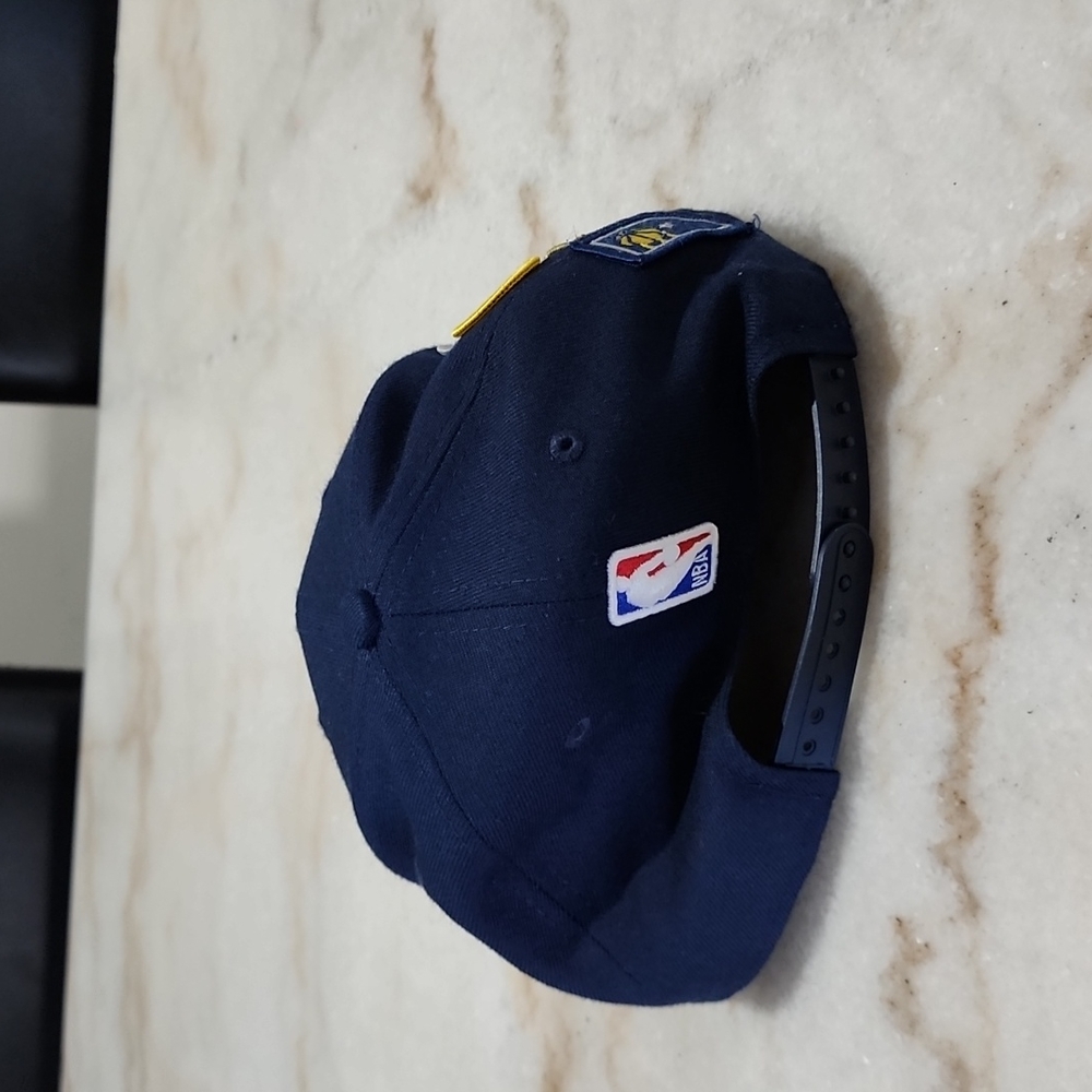 Baseball cap - Picture 2 of 3